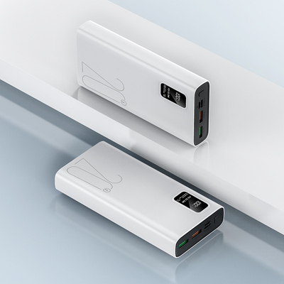 PC Portable Power Bank Bateria Branca ou preta 5V Output Para recarga de telefone inteligente
