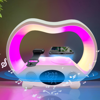15W Fast Charging Speaker Carregador sem fio com luzes coloridas e material ABS Bluetooth