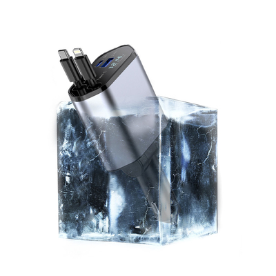Carregador de carro de liga de alumínio ABS PC para iPhone Saída 5V/2.4A Compacto e leve