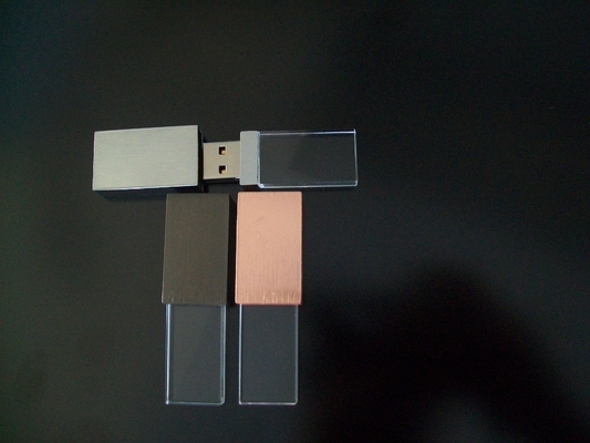 Usb de cristal dentro com luz LED quando trabalha luz LED brilhante