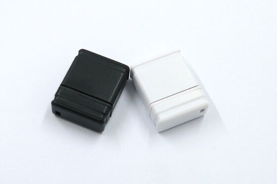 O material da unidade flash USB MINI é uma unidade flash USB de plástico com leitura rápida e transferência de dados USB 2.0