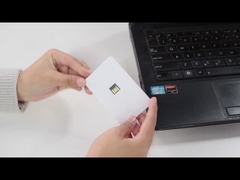 A movimentação instantânea do Usb do cartão de crédito pode uma rotação CMYK Logo Both Side As Free de 360 graus