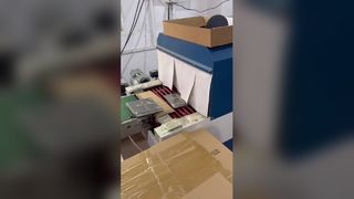 vídeo de embalagem da unidade flash USB